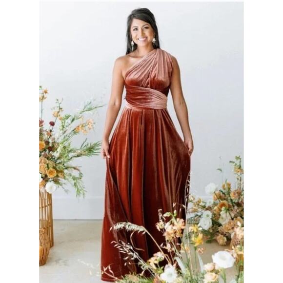 Revelry Dress Womens Medium Maroon Velvet Micah Convertible Bridesmaids Maxi - Picture 3 of 12